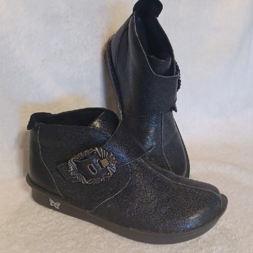 Black Ankle Boots with Decorative Buckle Alegria Size 40